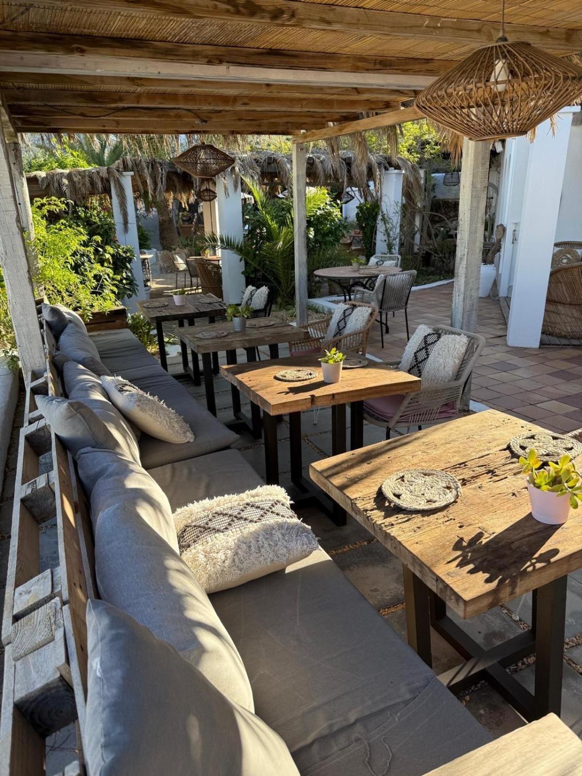 Buenavista & Suites Santa Eulària des Riu Extérieur photo